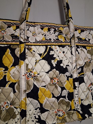 Vera Bradley gesteppte Schulter Urlaub Tasche Hartriegel Muster Neu mit Etikett - Bild 2 von 13