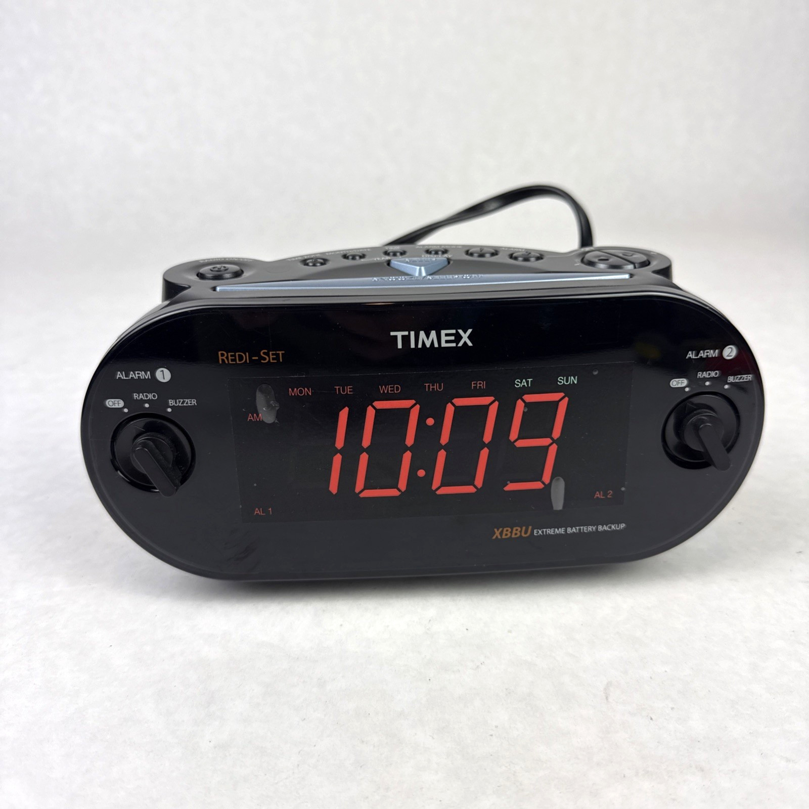 Timex T 715 Redi Set Dual Alarm Clock Radio AM/FM Large Display XBBU Open Box photo