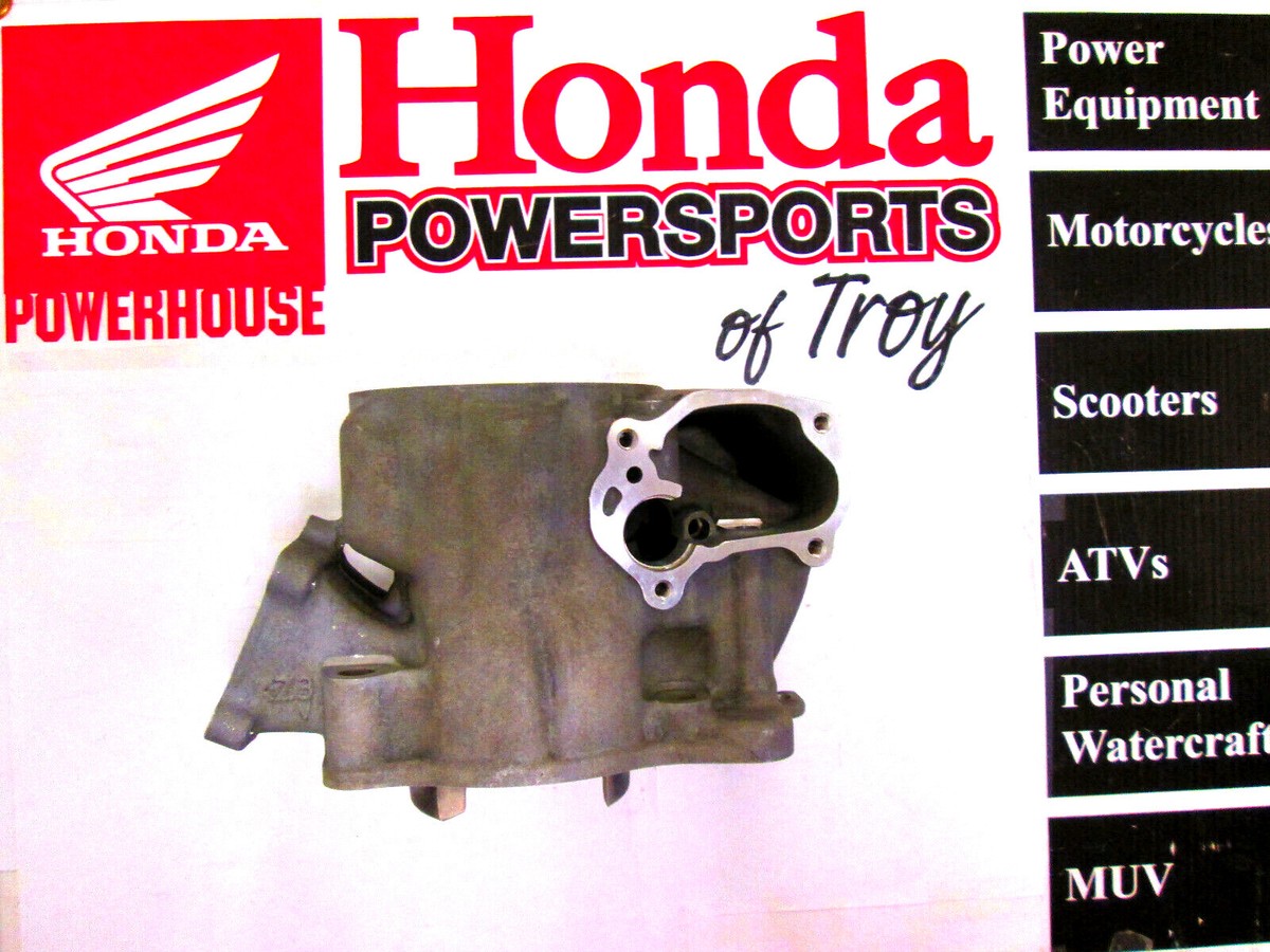 NEW GENUINE HONDA OEM CYLINDER JUG 2000-2001 CR250R 12101-KZ3-L10