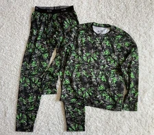 Champion C9 Boy Base Layer Set Sz M Green Black EUC