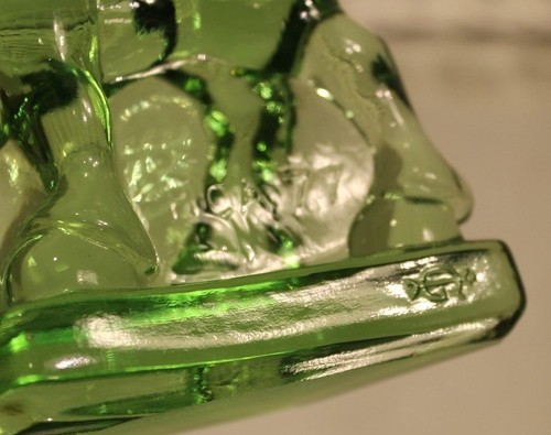 IMPERIAL GLASS GREEN PONY-OSCAR- MADE WITH HEISEY MOLD FOR HCA 1977 1ST ONE - Picture 7 of 8