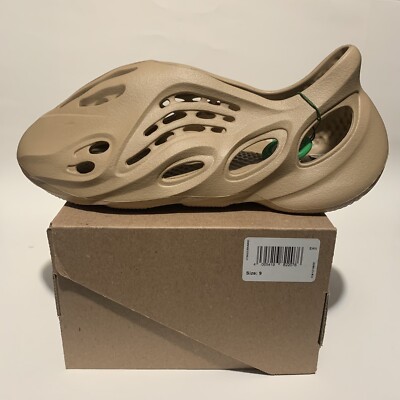 yeezy foam runner ochre size 9