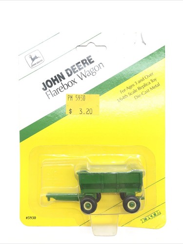 John Deere Flarebox wagon - ERTL 1:64 scale, diecast - UNUSED MINT