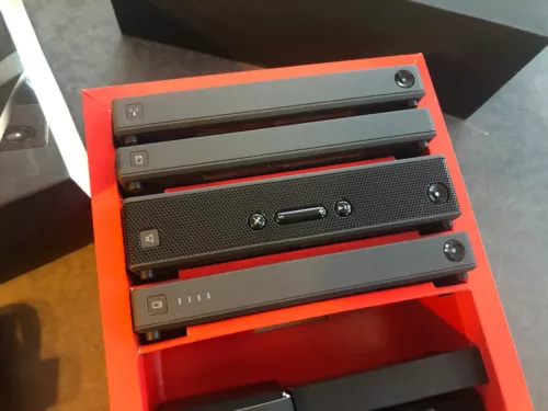 Lenovo Stack Professional Traveller Kit Lautsprecher PowerBank Router 1TB HDD