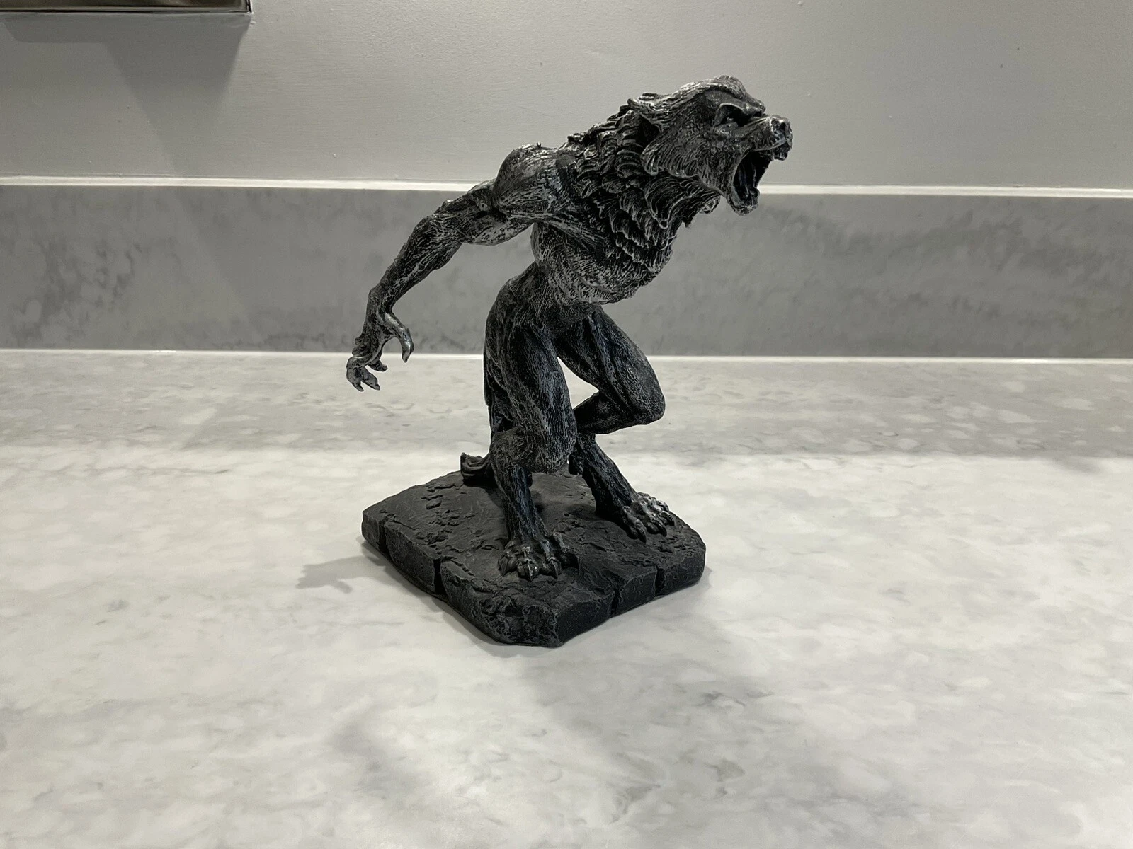 Picture 1 of 6