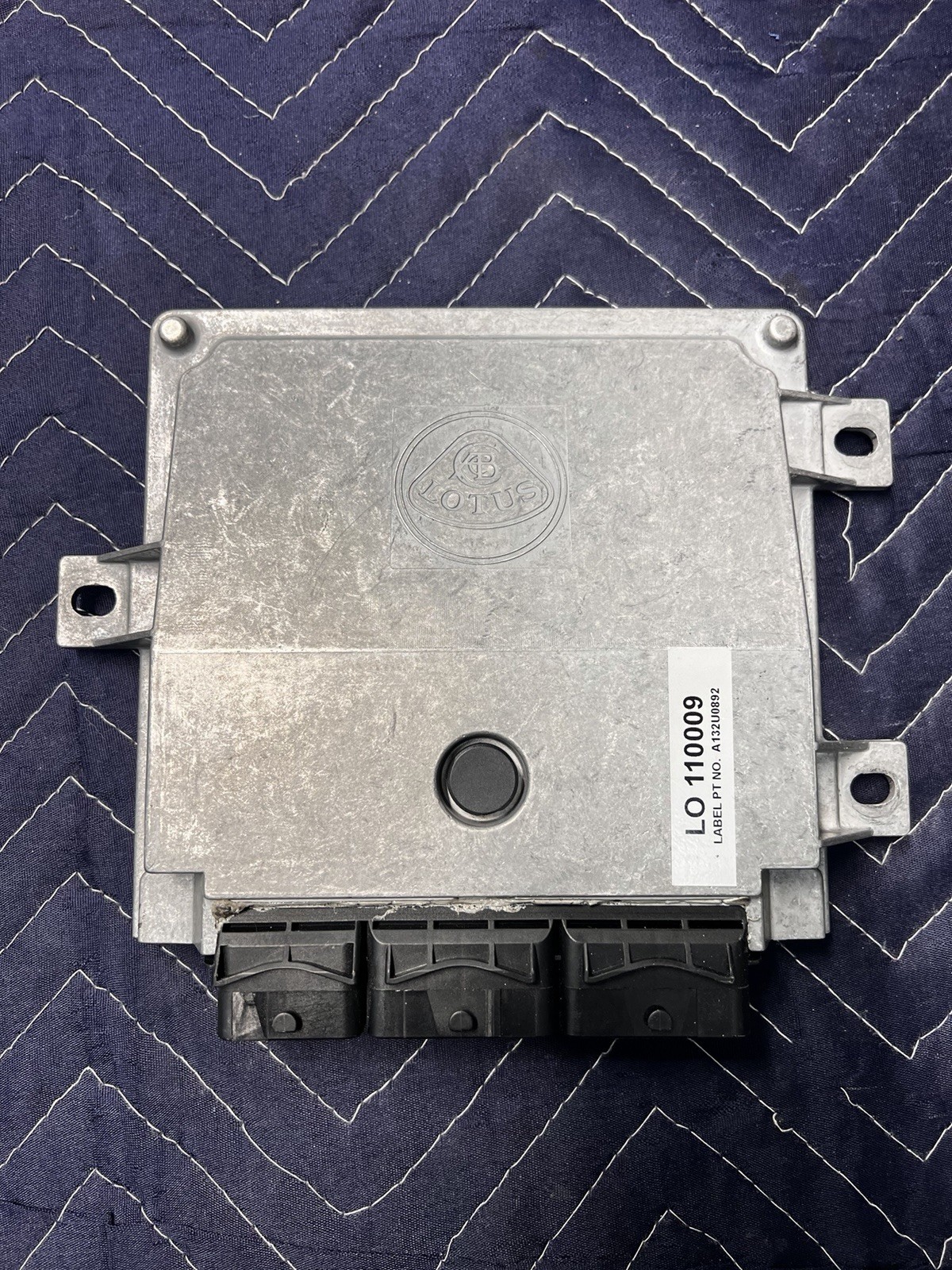 Used Lotus Engine Controller B132E0008F.  AS-IS.