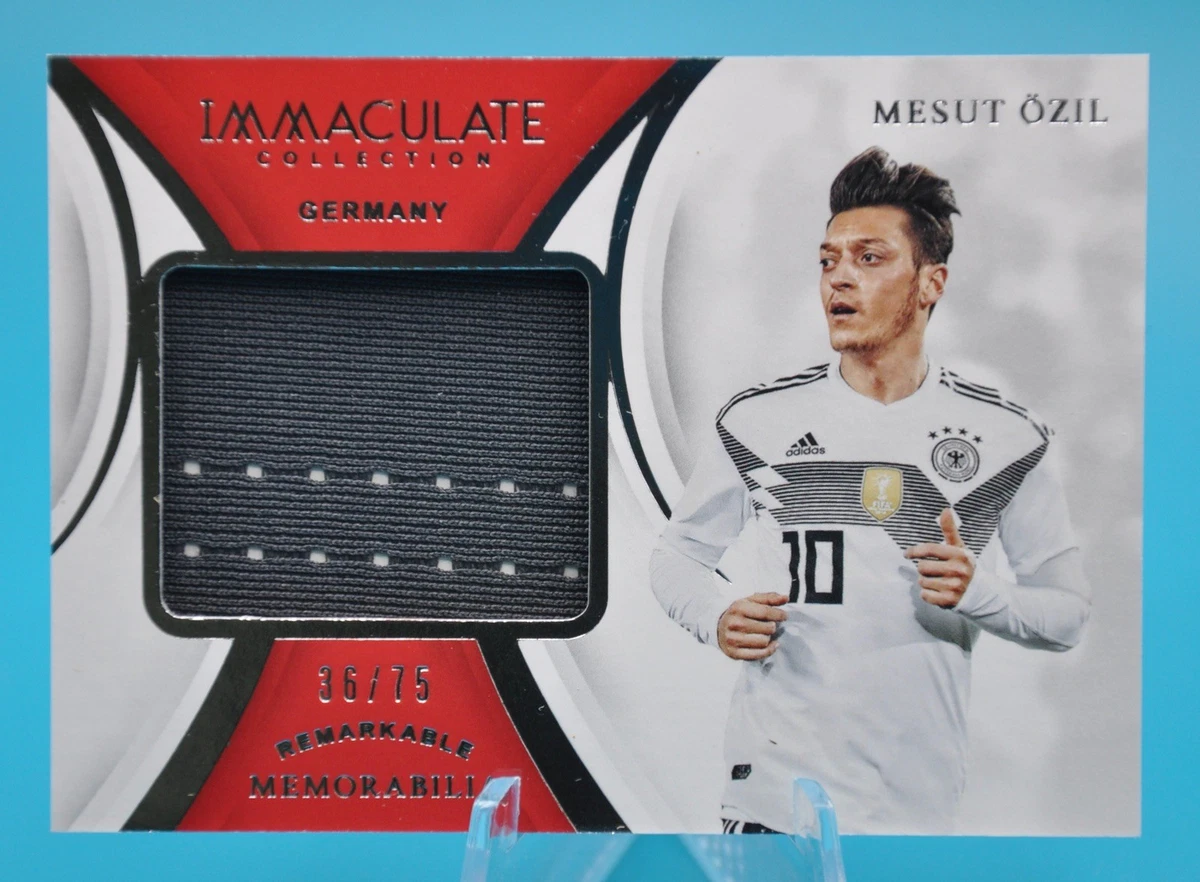 2018-19 Panini Immaculate Collection Soccer Trading Cards for sale