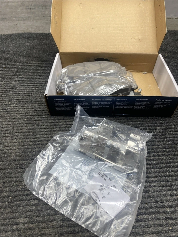 Pastillas de freno delanteras Honda Accord 2013-2022, 2016-2022 EHT 1654H Foto 2 de 4