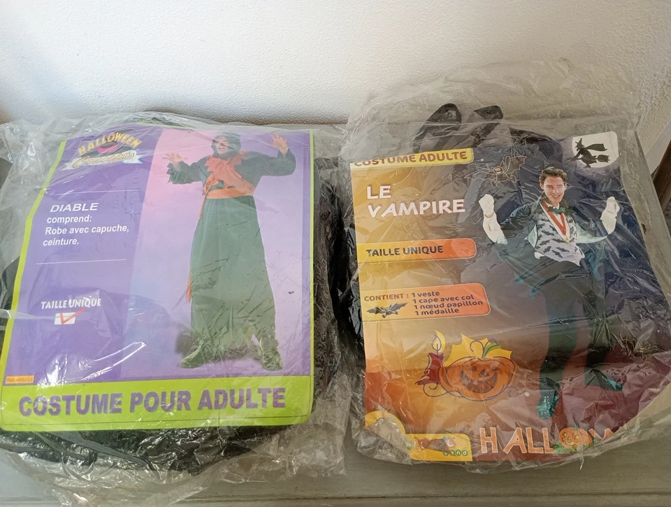 2 Costumes Déguisements Halloween Adulte Vampire Diable Vintage Taille Unique - Photo 1/4