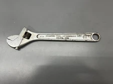 (T) VINTAGE DIAMOND TOOL & HORSESHOE CO. 10" ADJUSTABLE CRESCENT WRENCH - USA