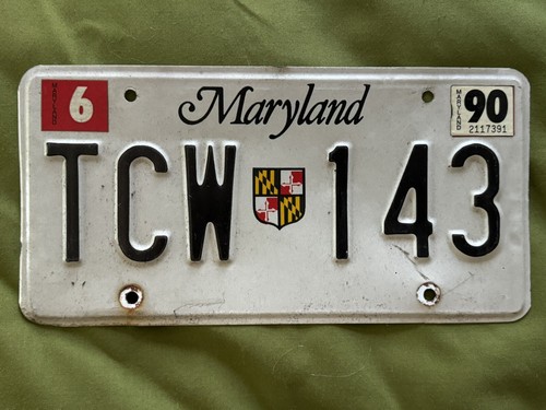 Expired 1990 White/Black Maryland Car Auto License Plate TCW 143 EXC 90s