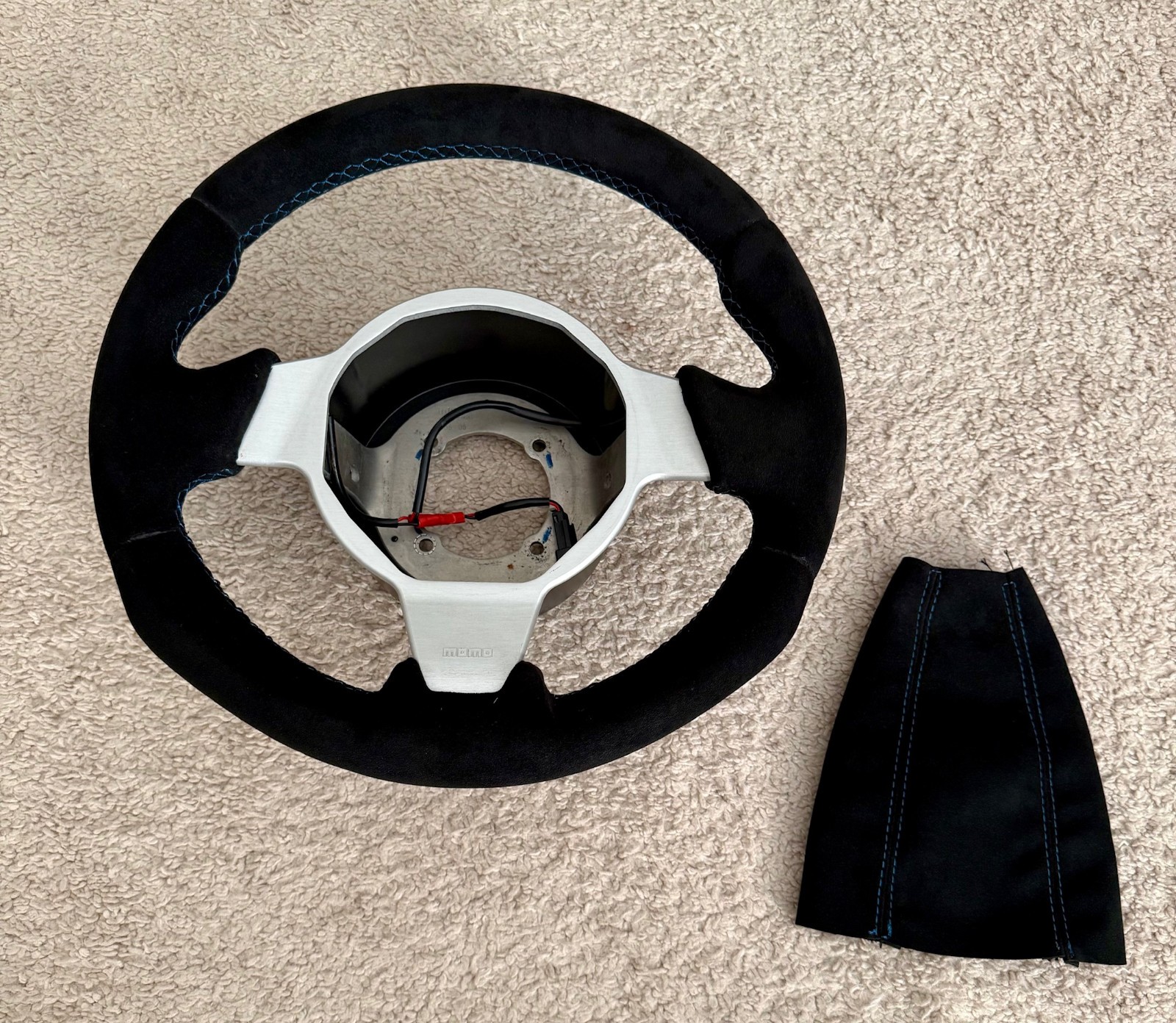 2005 2011 Lotus Elise Exige steering wheel MOMO Alcantara Blue stiching boot