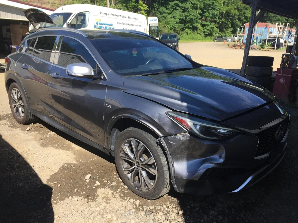 Bote evaporador 17 Infiniti QX30 Foto 3 de 4