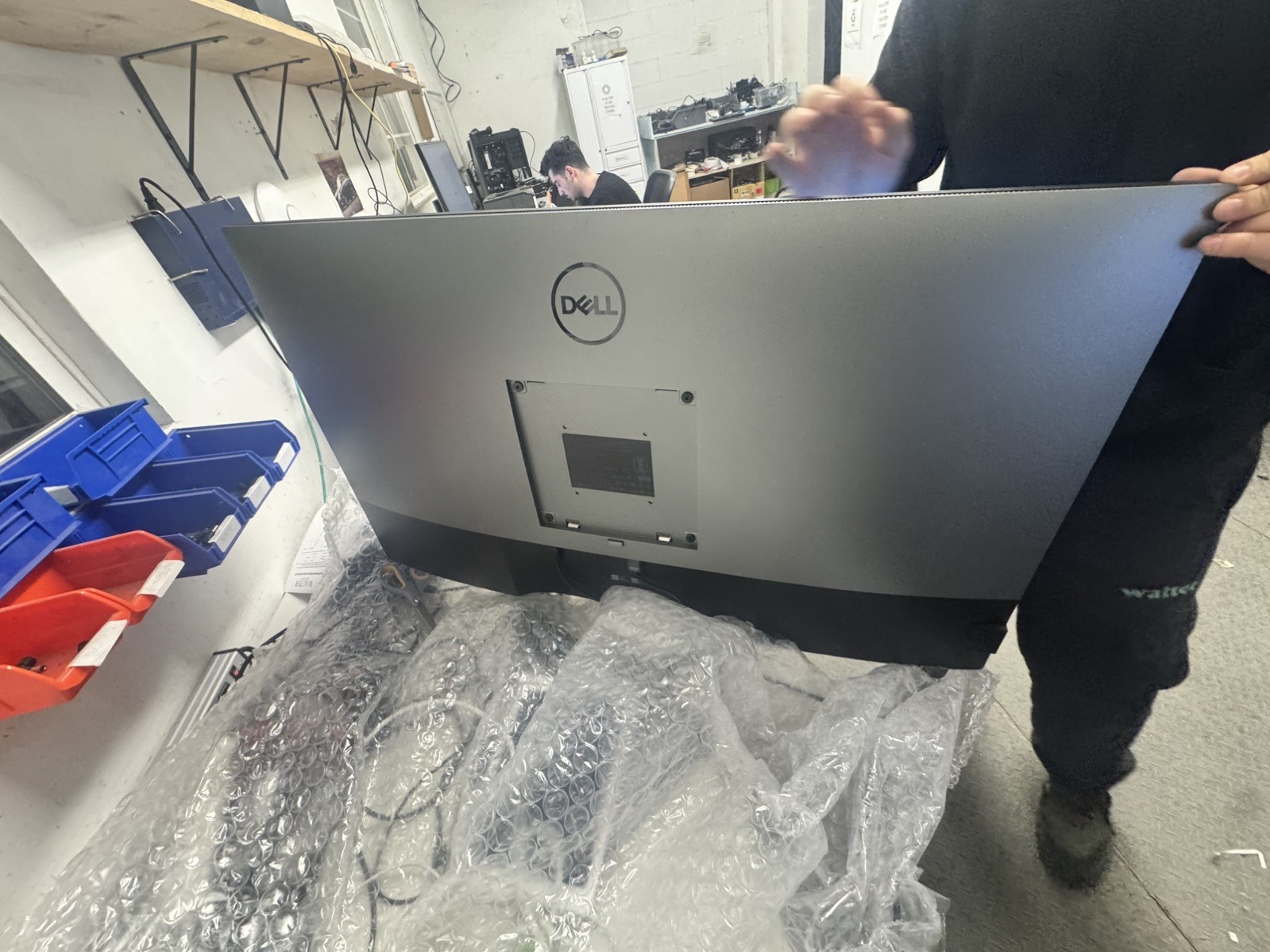 Dell U4320Q Ultra sharp 43&rdquo; 4K U SB-C monitor 