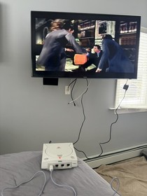 Sega Dreamcast Console Bundle, 2 Controllers, Cords VMU Tested Works Pelican Gun