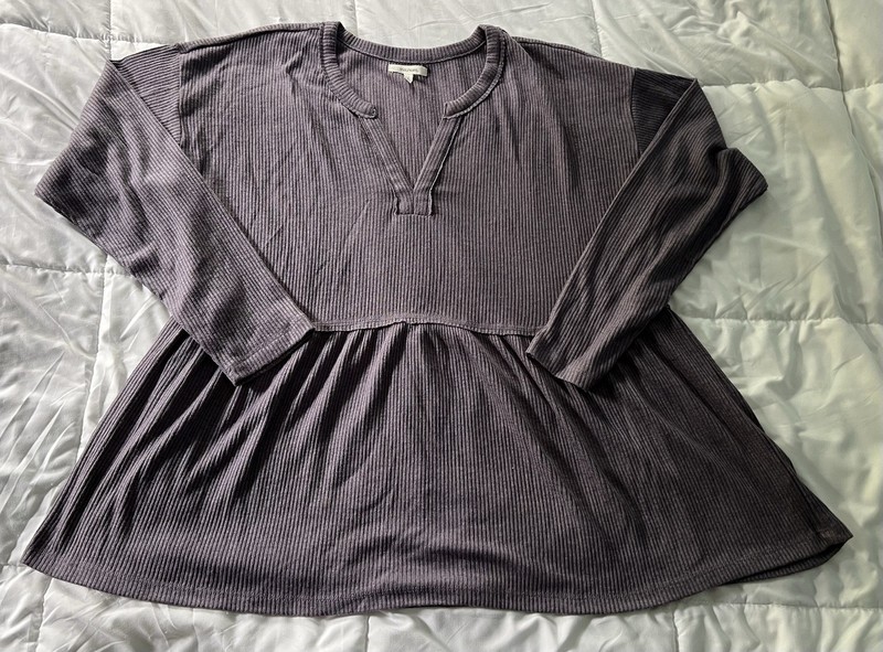 Woman’s Size Large Purple Maurice’s Long Sleeve Shirt Ribbed Baby Doll Top