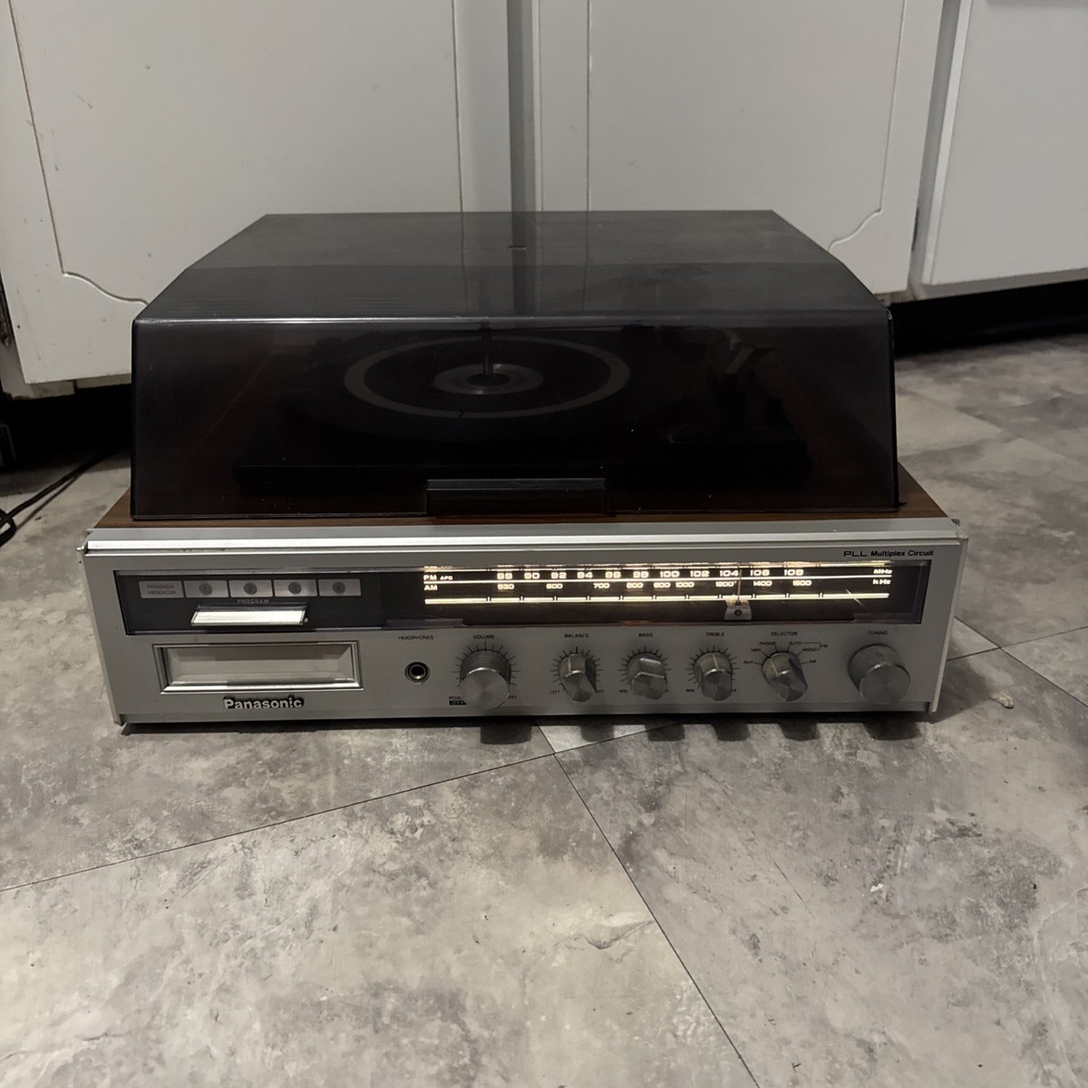 Vintage Panasonic SE 3160D Record Player Turntable 8 Track AM/FM