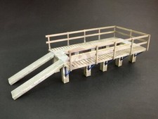 Plus Model 1/35 Wooden Vehicle Maintenance an...