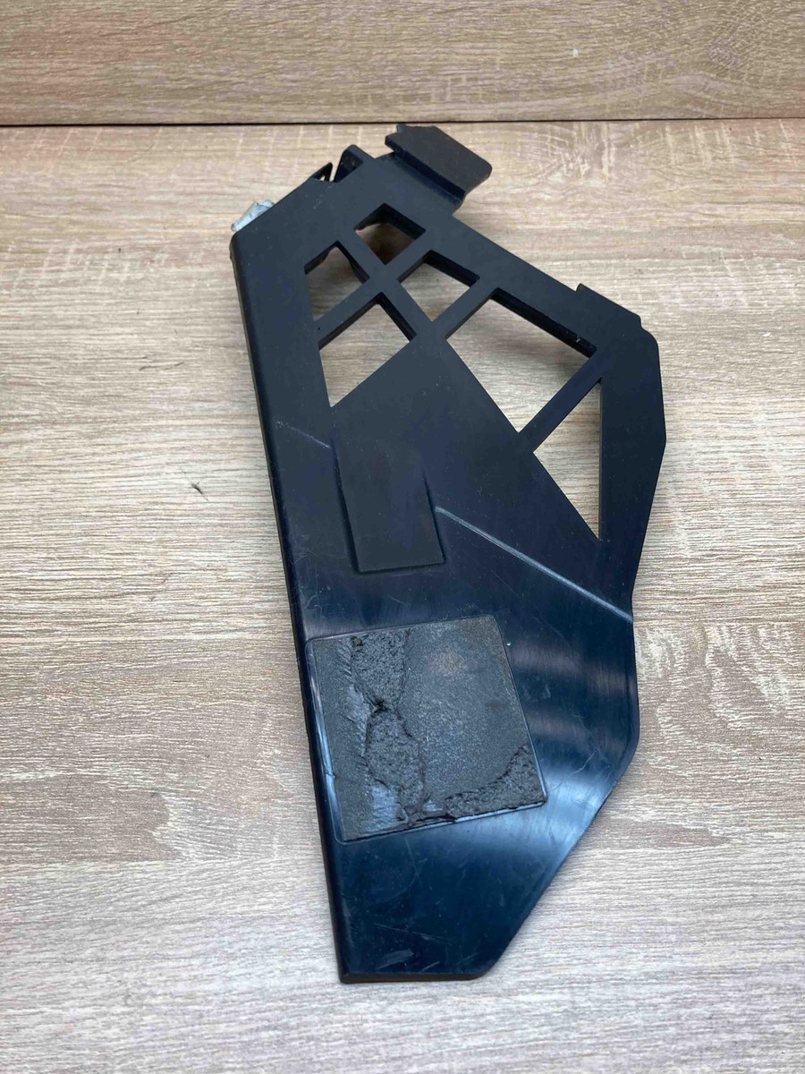 A1778851700 A1778851500 OE Mercedes Benz W177 Bumper Mount Support 