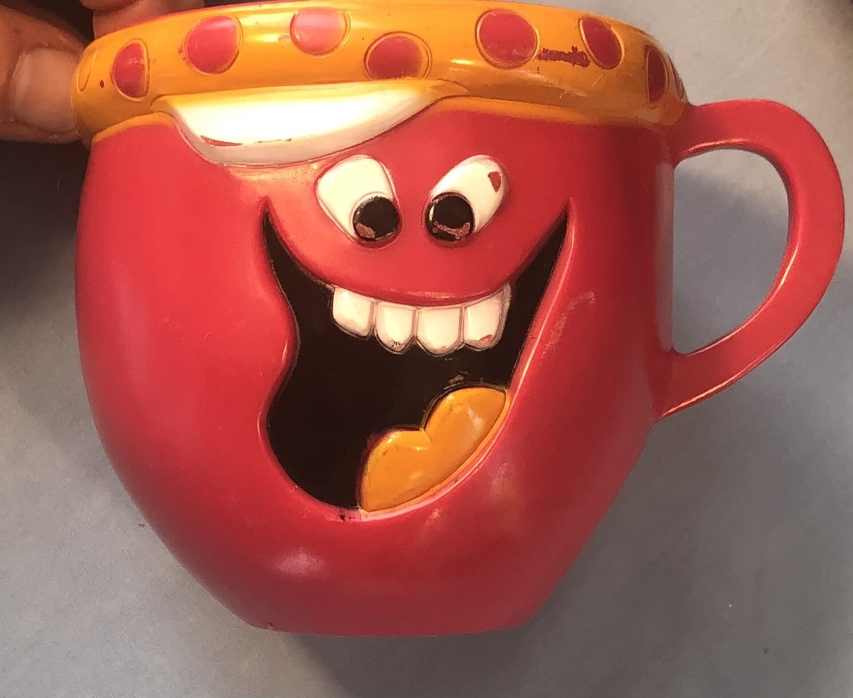 Pillsbury Funny Face Drink Mix Pitcher & Cups Goofy Grape 1969-70