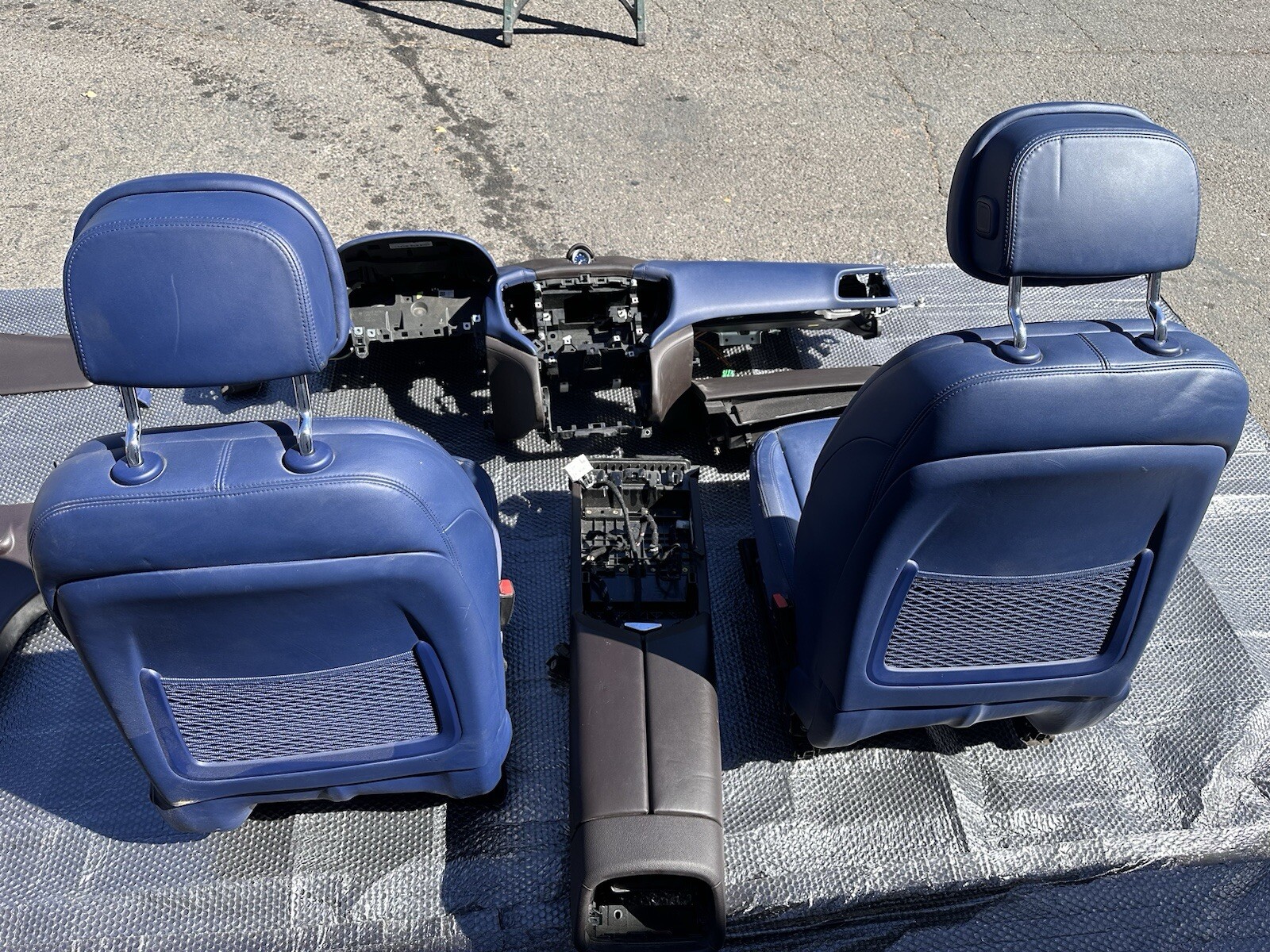 14-20 Maserati Ghibli Interior Set Blue With Brown OEM￼