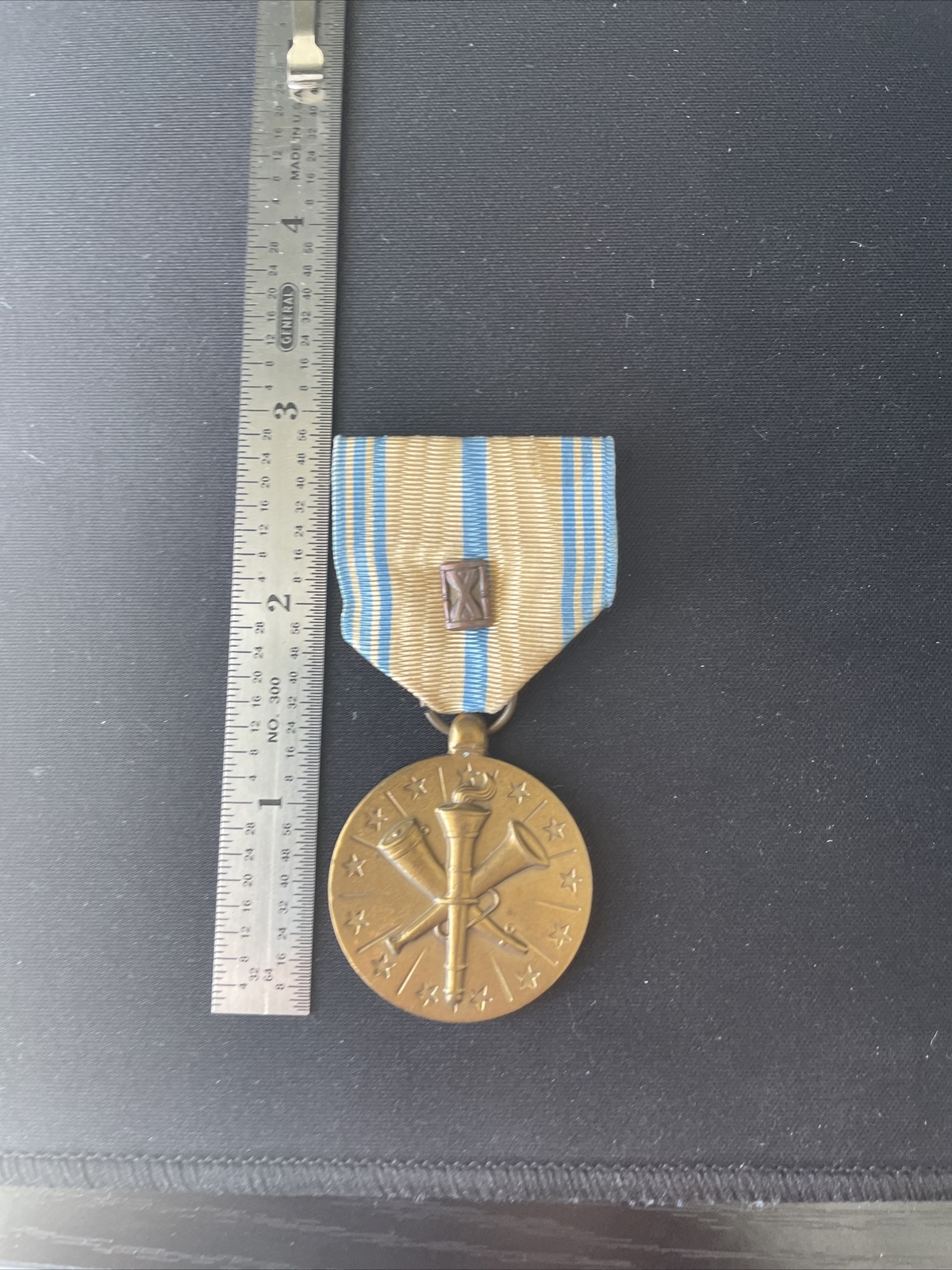 Vintage US Army Armed Forces Reserve Medal With Hourglass Device eBay