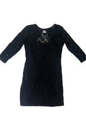 Ali & Kris Lined Lace Bodycon Dress Short 3/4 SleeveKeyhole