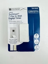 Utilitech 15 -Amps 120-volt Indoor Programmable Digital Lighting Timer