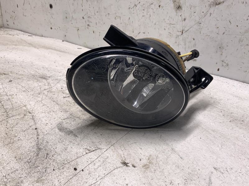Driver Corner/Park Light Fog-driving Bumper Mounted Fits 12-17 TIGUAN 1020477