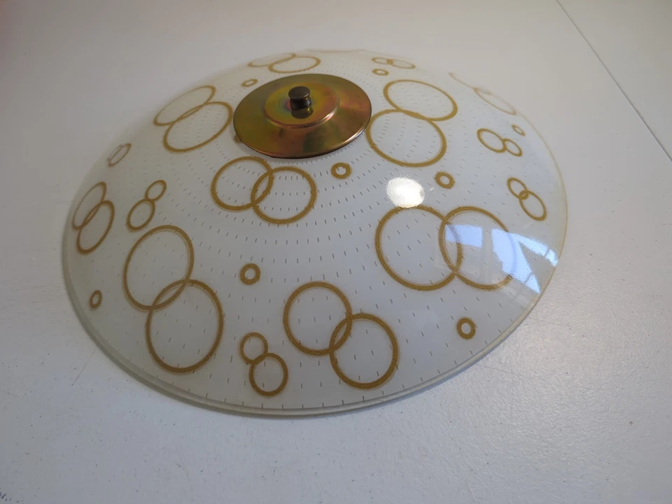 Impresionante De Colección. Accesorio de techo MCM de vidrio grande 13" con burbujas doradas y herrajes Foto 2 de 4