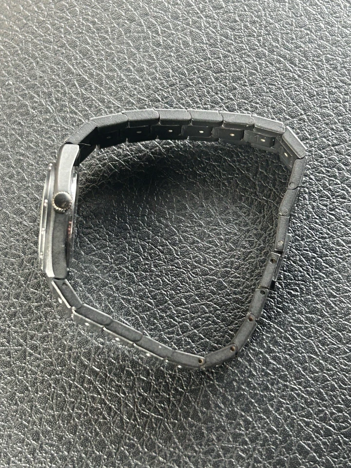 Woman’s Black Accutron. WORKS. Swiss Made - Image 2 of 4