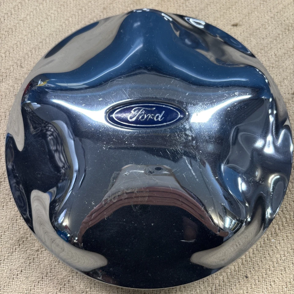 Tapacubos tapa central Ford F150 Expedition 1997 a 2004 de fábrica F85A-1A096-AA Foto 3 de 4