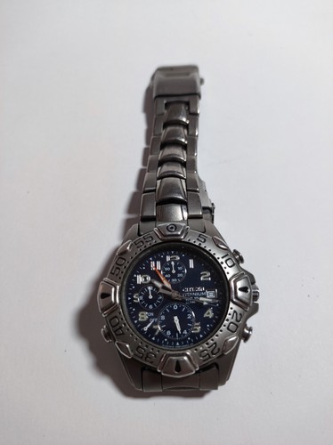 Used Watch Man Citizen Titanium Water Resistant 100 metres - Picture 4 of 8