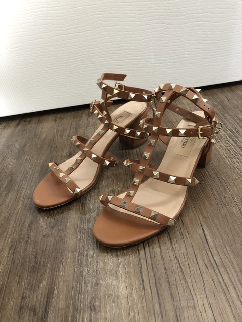 sandals valentino sale