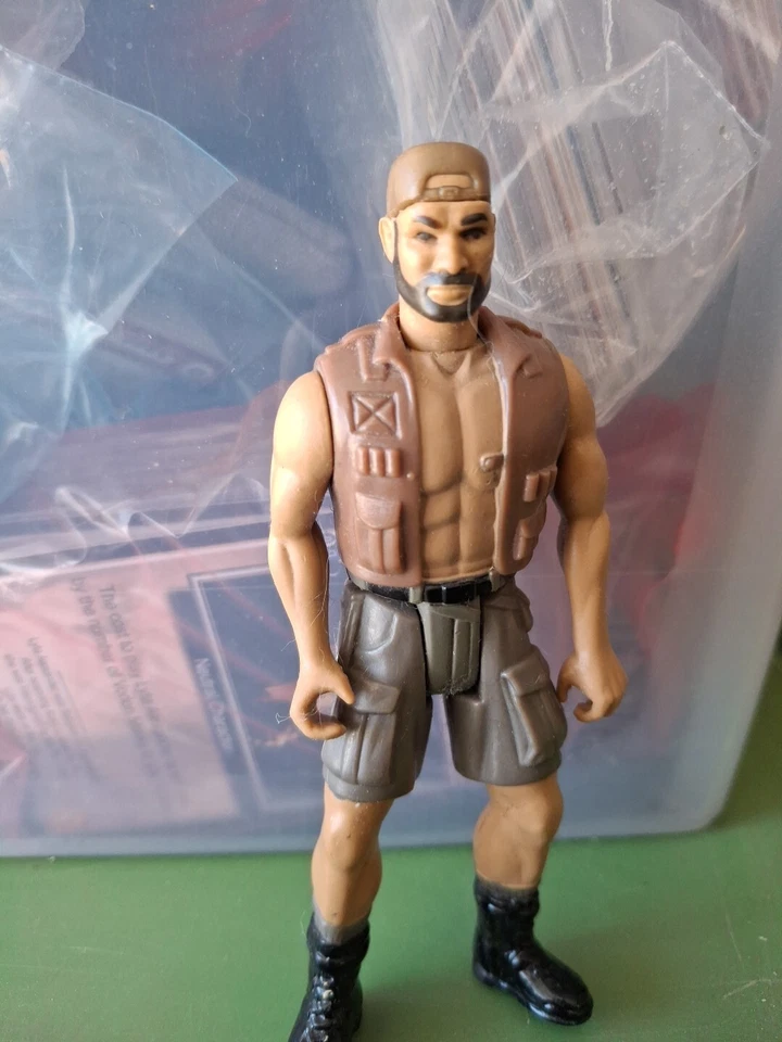 Эксклюзивная фигурка Hasbro Jurassic Park III Dino Tracker Harpoon Harrison Walmart - Изображение 2 из 4