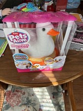 Pets Alive Mama  Baby Surprise Mama Duck  Baby Ducklings Robotic Pet Figure