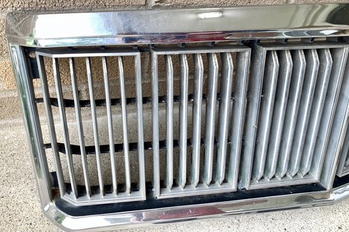 1975-1978 Mercury Grand Marquis Front End Radiator Grille FoMoCo OEM - Picture 10 of 12