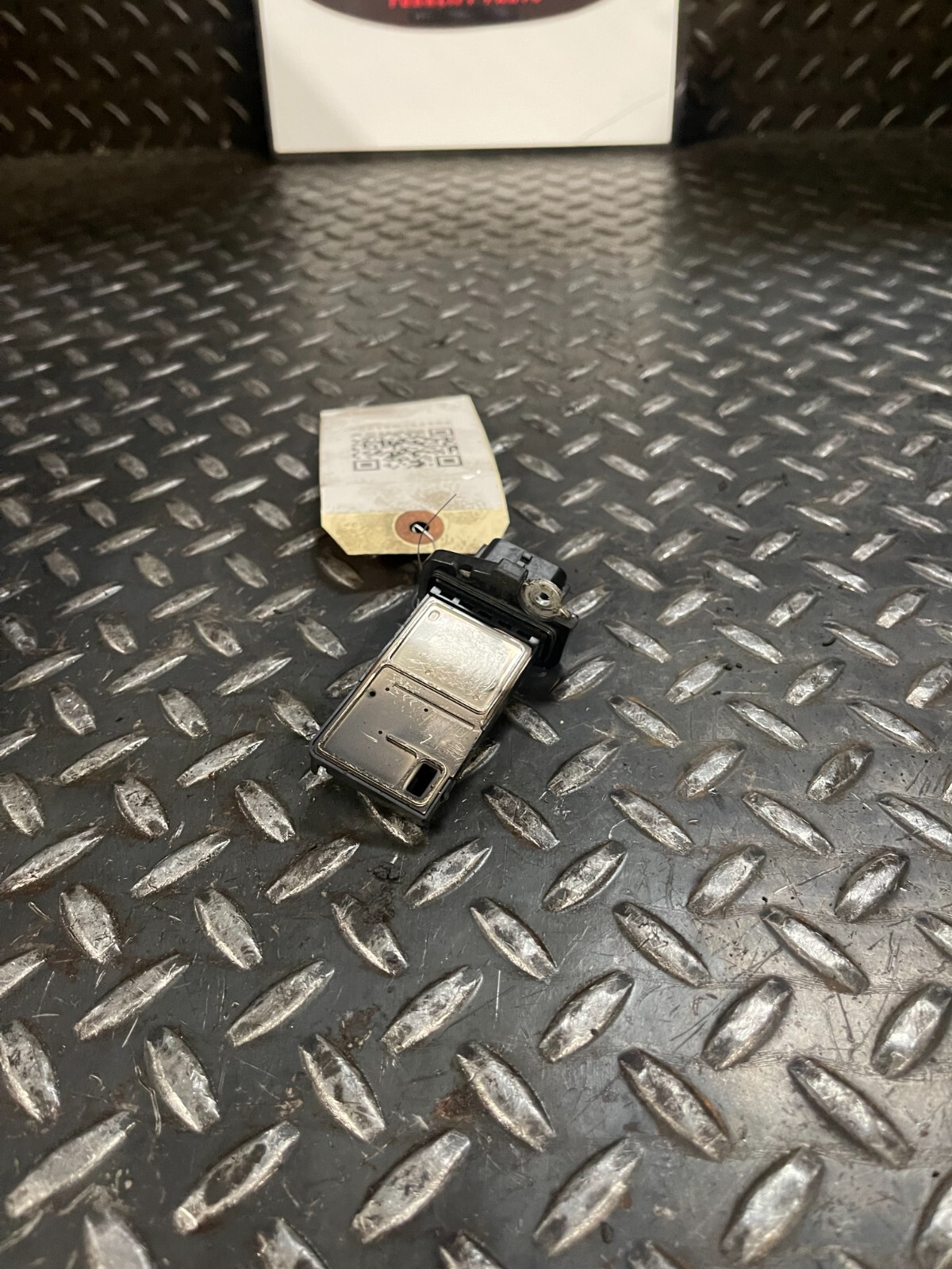 90425-03130 SENSOR - MASS AIR FLOW 9042503130 FITS CATERPILLAR 