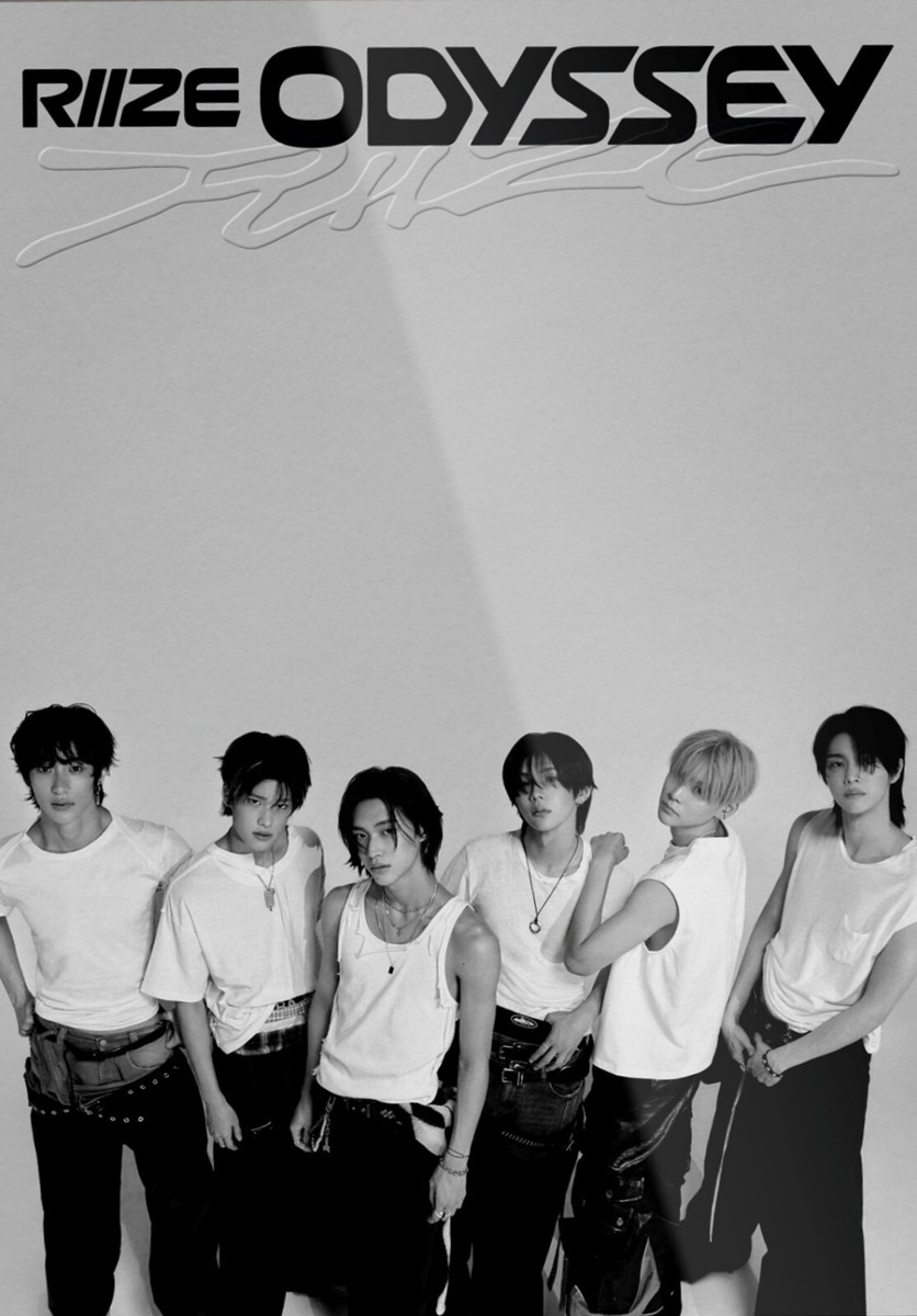 K-POP RIIZE 1st Album ODYSSEY Photobook Ver. CD+96p Book+P
