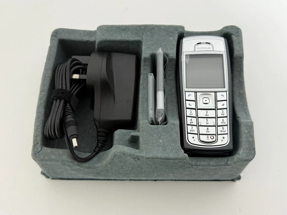 BRAND NEW NOKIA 6230i UNLOCKED PHONE - BLUETOOTH - 1.3MP CAMERA - FM RADIO - Image 3 of 4