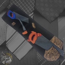 Cravatta classica a punta Designs by A Rogers nera seghetto a mano design legno