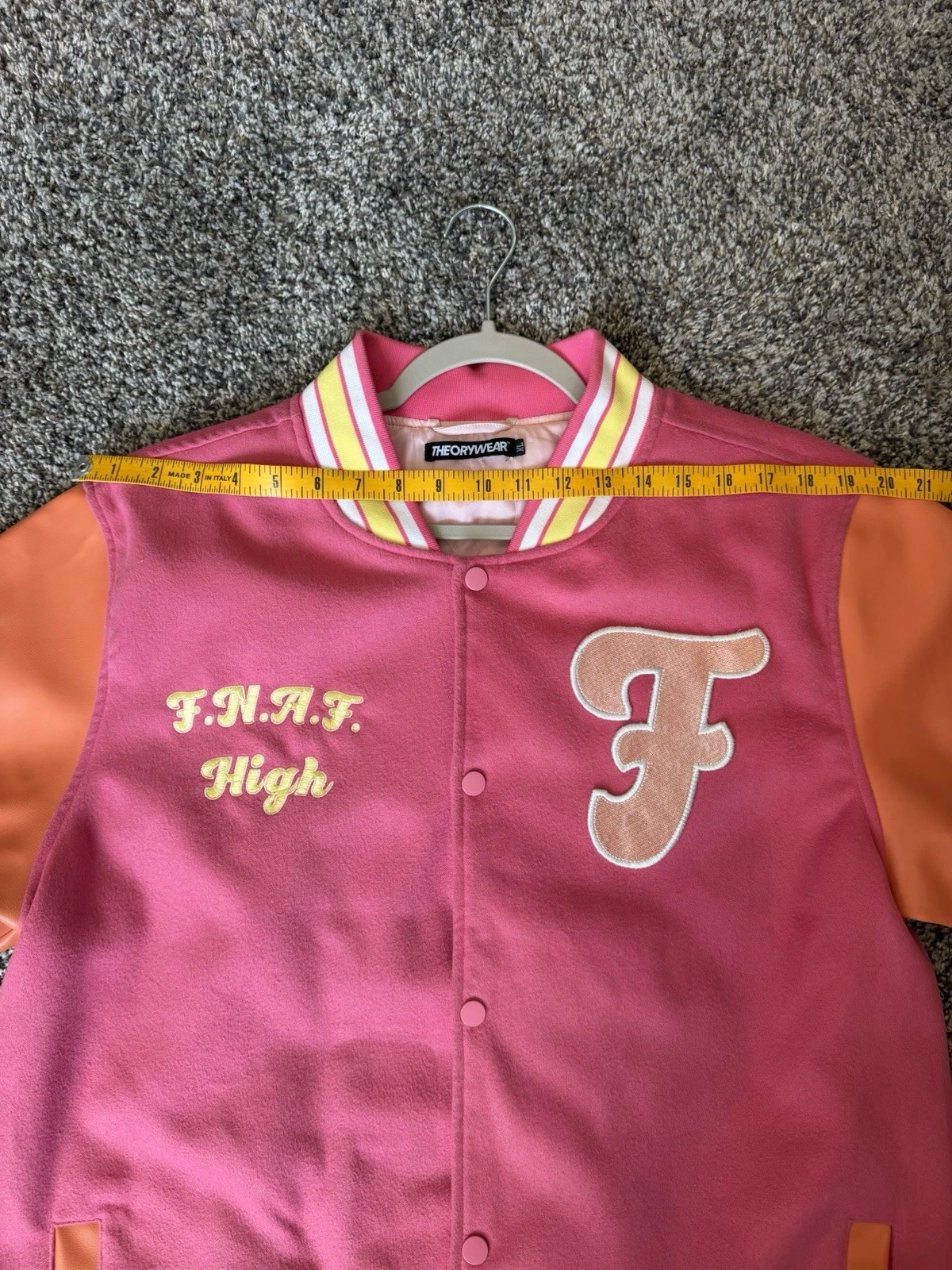 THEORYWEAR MENS FNAF Varsity Fleece Jacket XL Pink Embroidered Patch Pockets - product detail image 10