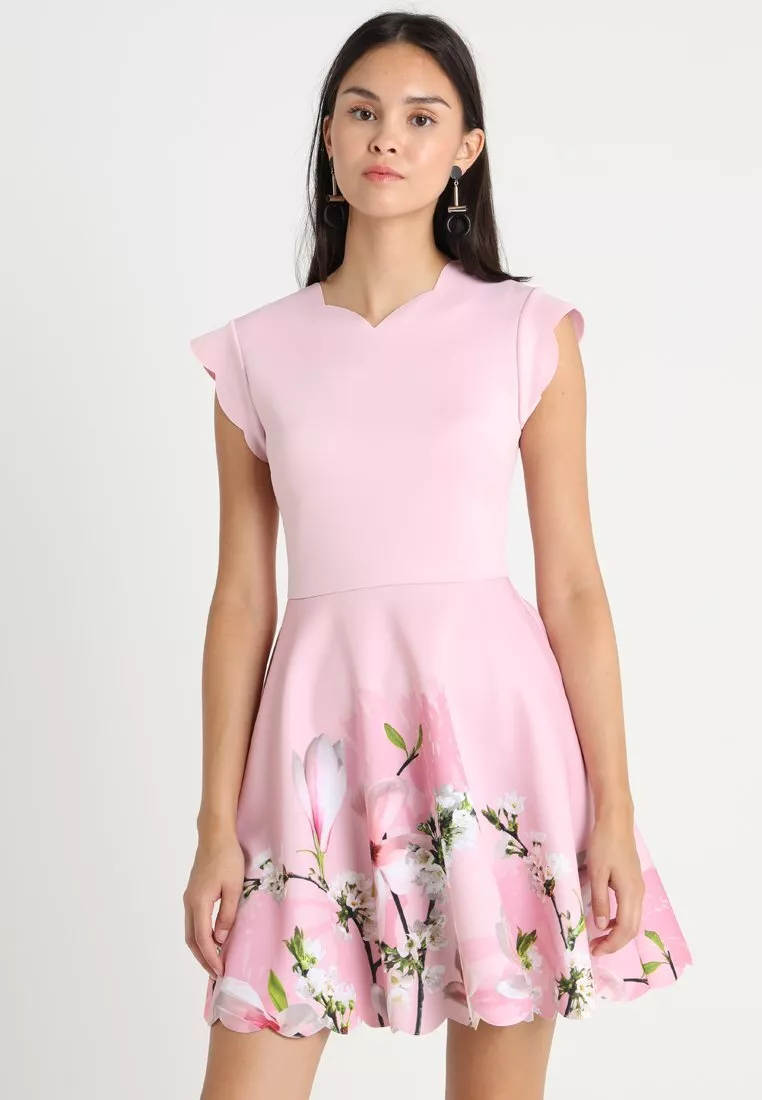 TED BAKER Harmony floral print scallop fit flare full skirt skater
