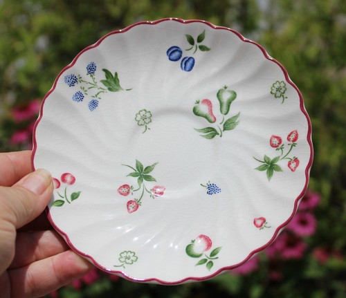 8 CONJUNTOS DE TAZAS Y PLATILLOS DE CAFÉ JOHNSON BROS SWEETBRIAR - EN MUY BUENA CONDICIÓN (VER DESCRIPCIÓN) - Imagen 17 de 18