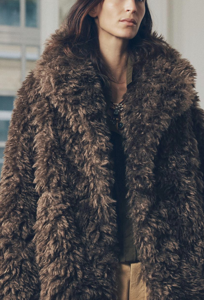 ZARA EFECTO PELO ZW COLLECTION FAUX FUR SHORT COAT CHOCOLATE FW24/25 2969/254 M