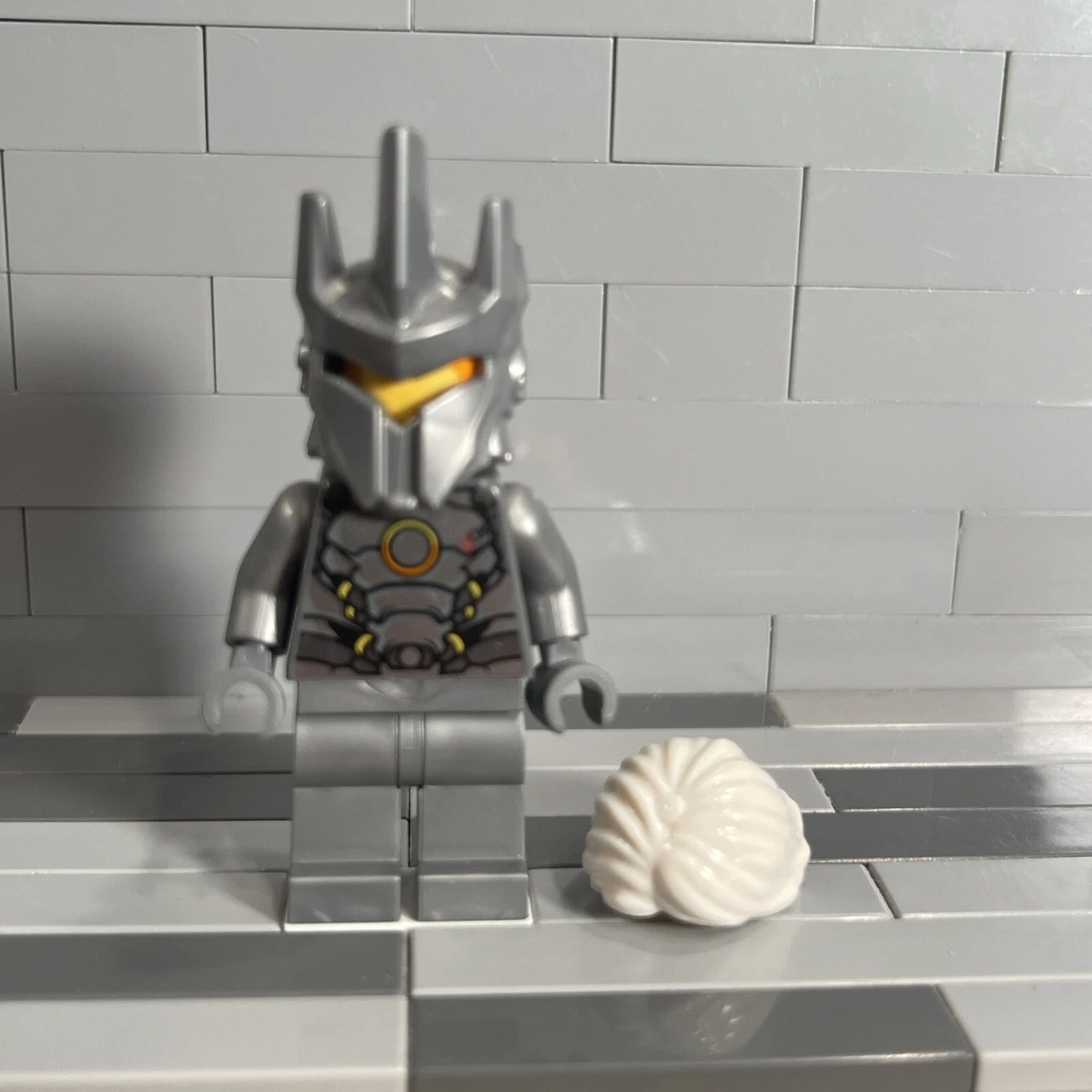Lego Overwatch Reinhardt Wilhelm Minifigure 75973 w Helmet And