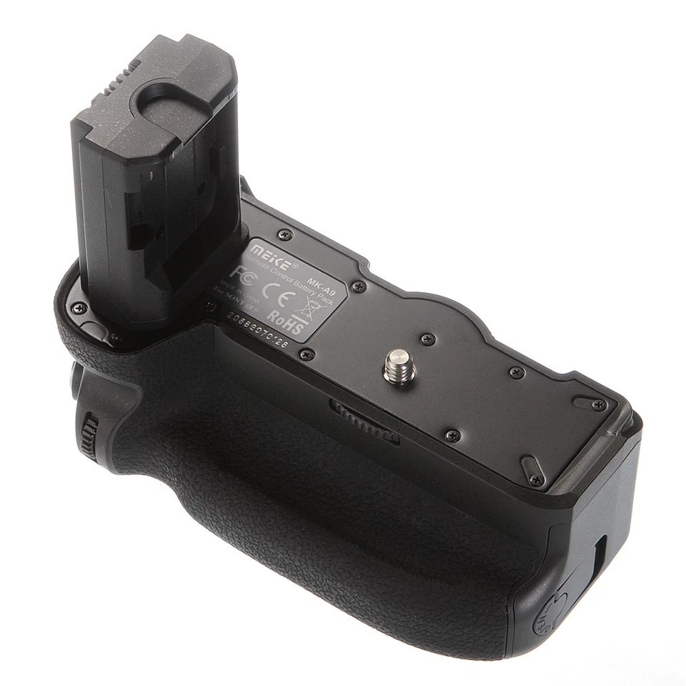 MEIKE MK-A9 Pro Multi-Power Vertical Battery Grip Pack for Sony ILCE-9 A9 A7RIII - Image 3 of 4
