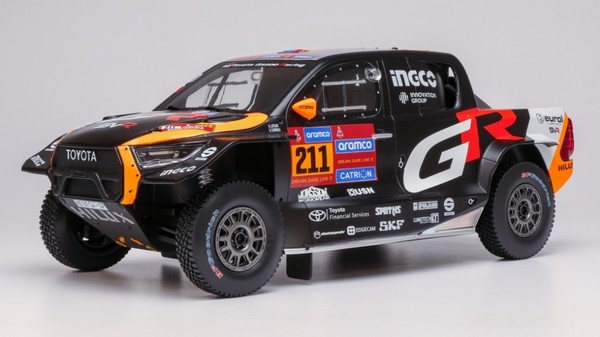 Ixo 1/18 Toyota Gr Dkr Hilux Rally Dakar 2025 Henk Brett Statisches Modell-image