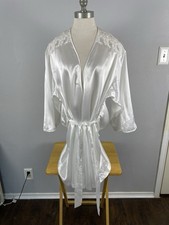Oscar de la Renta Pink Label White Satin Robe Embroidered Beaded Tie Sash XL