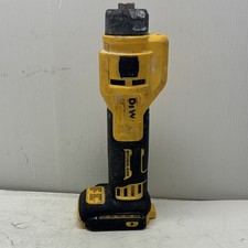 12#209 DCE555 Cordless Cut-Out Tool 20V Type  1 20V MAX